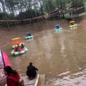 电动激光水枪碰碰船 玻璃纤 风景区观光船 公园水上游乐船 橡皮艇