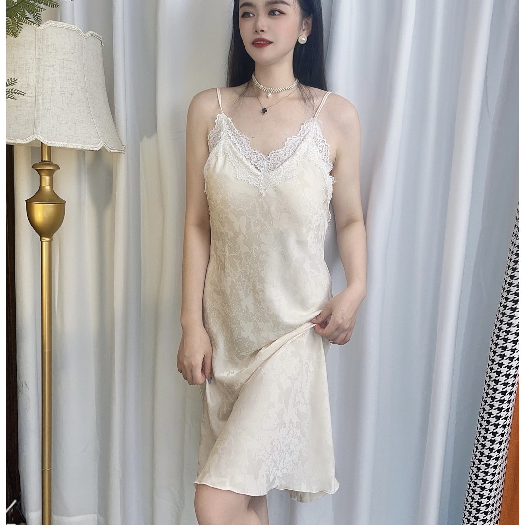听说带胸垫性感吊带睡裙法式宫廷风美背睡衣女长款睡裙夏