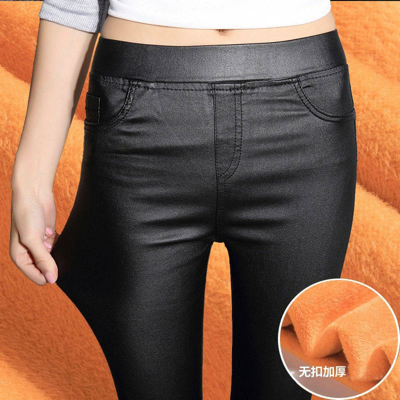 亚光皮裤女高腰加绒加厚外穿打底裤女2025冬季新款哑光黑色小脚裤