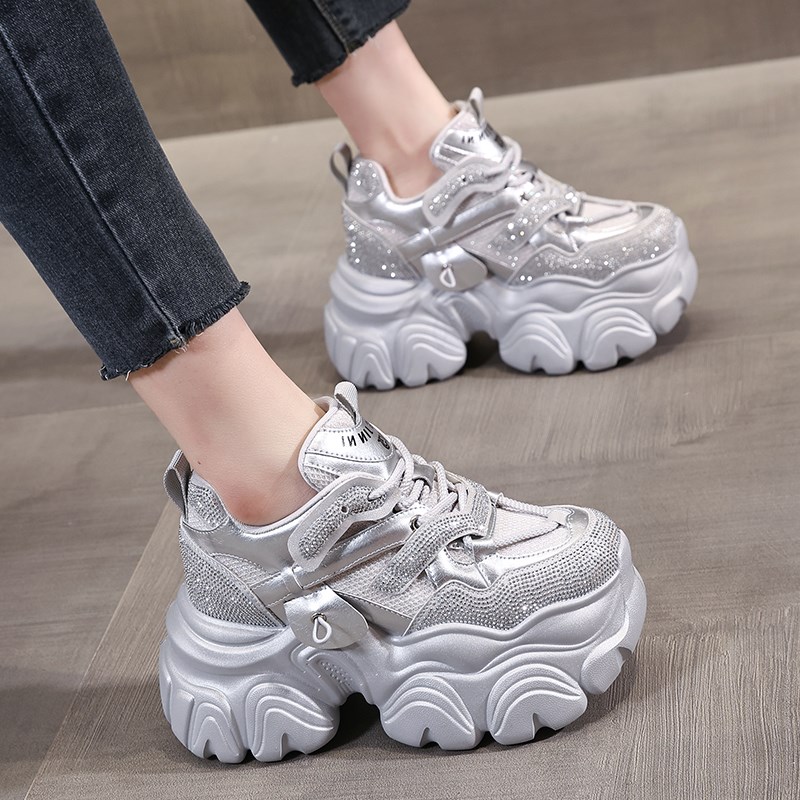 银色小个子9cm老爹鞋女款超火2025春新爆款厚底女士钻休闲松糕鞋
