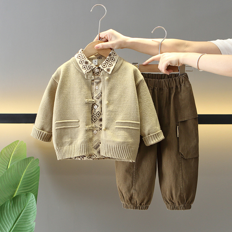 男童秋装套装2024新款儿童洋气时髦毛衣外套三件套宝宝春秋季衣服