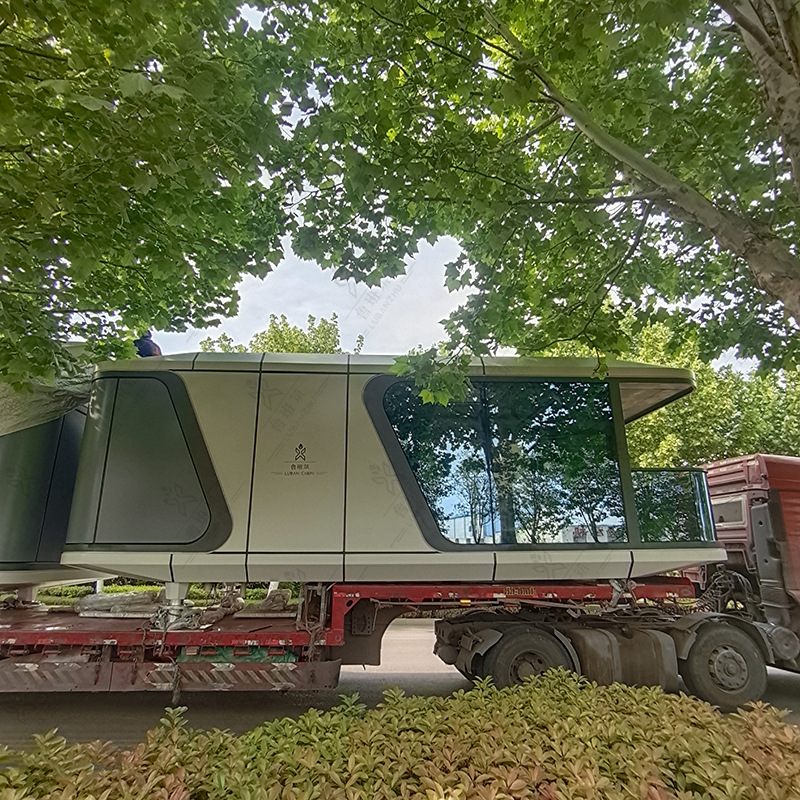 防盗防冻集成房屋 网红创意钢结构别墅 移动太空舱异形小型房屋