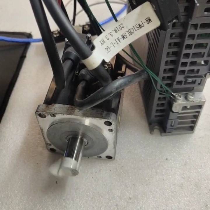 议价J3伺服200w，HF－KP23，MR－J3－20A，M适用