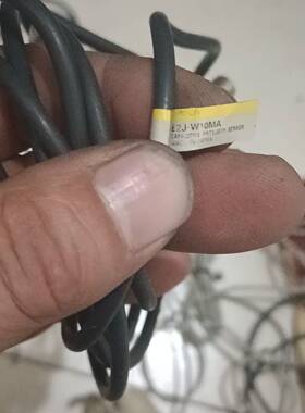 议价E2J-W10MA 静电容量型放大器分离接近适用