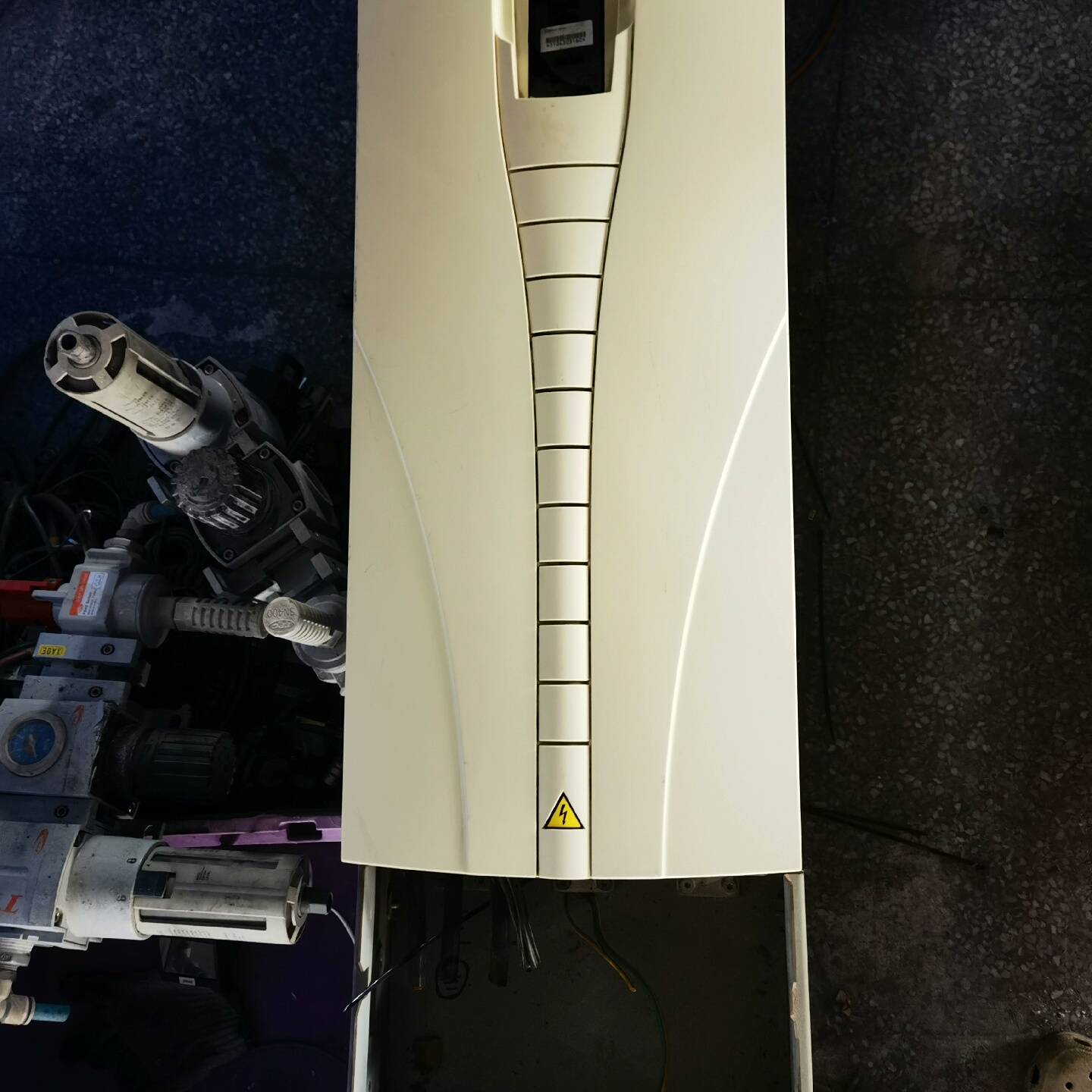 议价变频器ACS510-01-157A-4，75KW，外壳适用