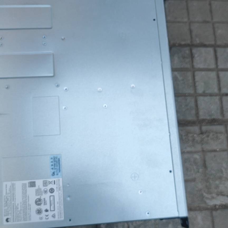 议价核心交换机RG-S5750V2-48GT4XS-L  ，成色适用