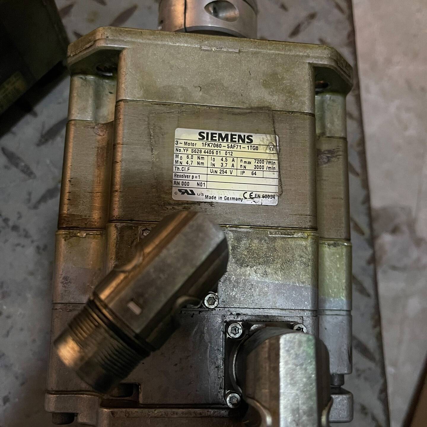 议价1FK7060-5AF71-1TG0 伺服电机适用