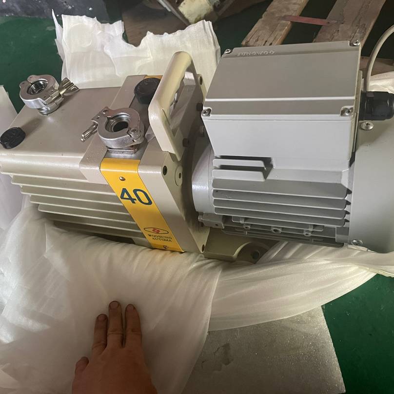 议价进口L2V40单相真空泵，双级8升每秒，适用
