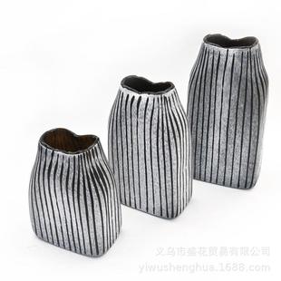 新款现代黑白磨刻几何玻璃花瓶北欧风花瓶家居摆件客厅插花装饰批