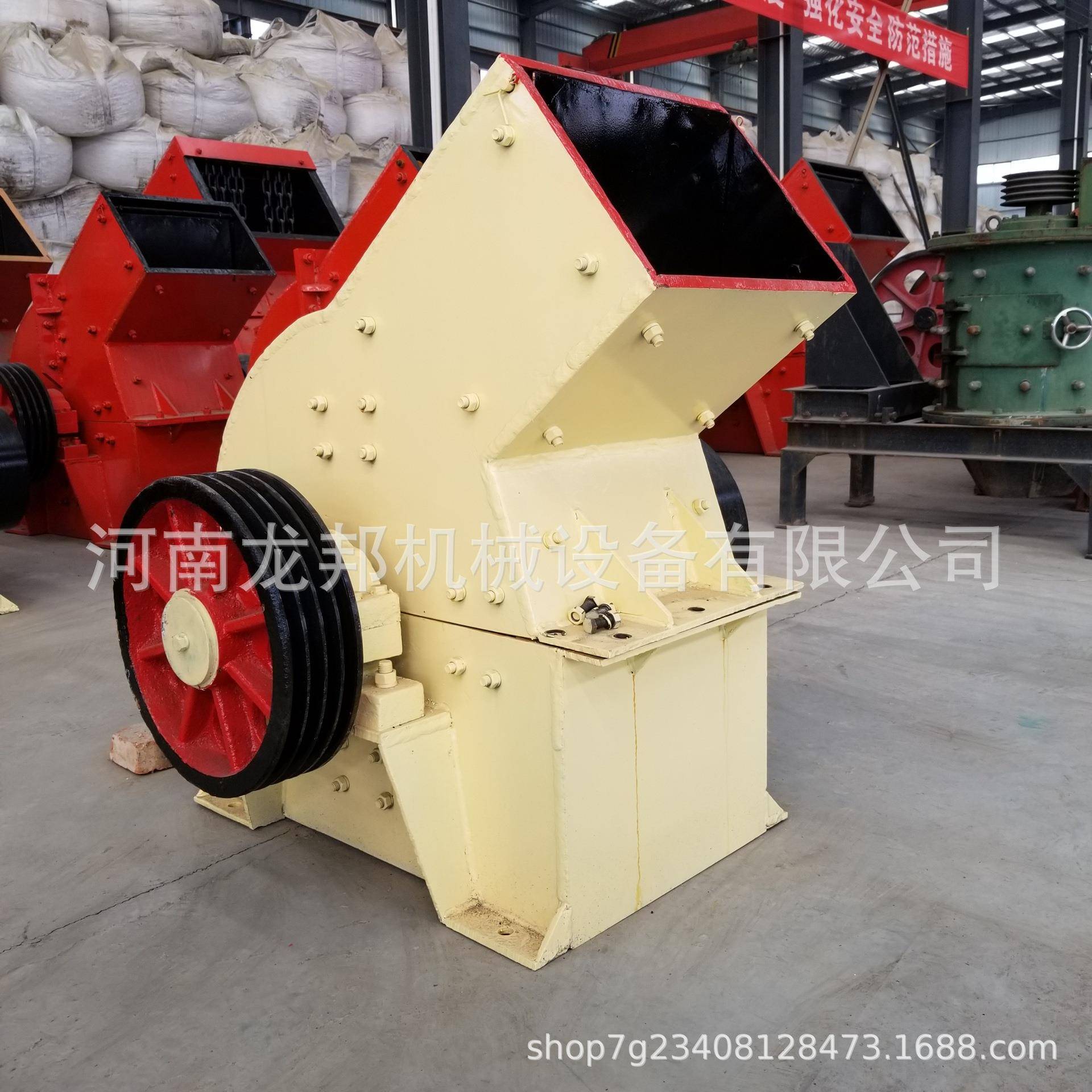 供应小型破碎机 石头破碎机 锤式破碎机 锤式破砂机 移动锤破机