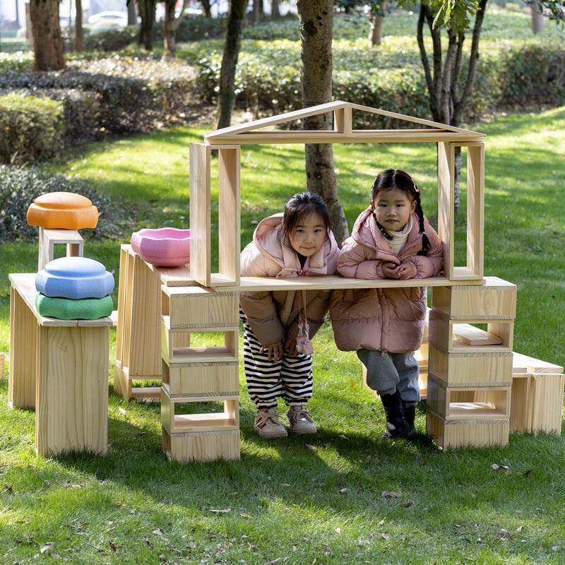幼儿园户外大型空心积木安吉游戏建构区搭建材料中大班原木教玩具