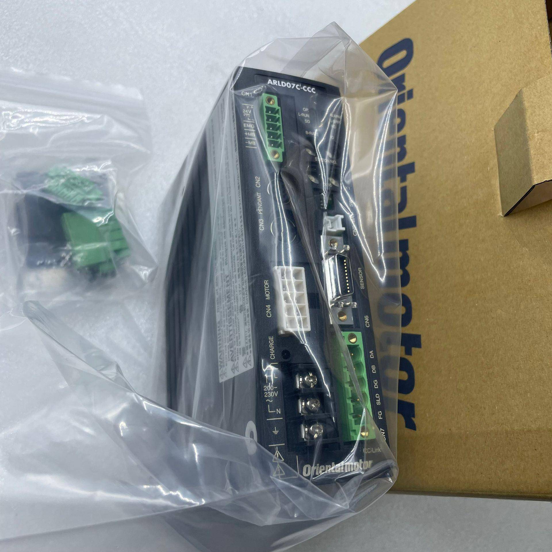 东方马达驱动器ARLD07C-CCC