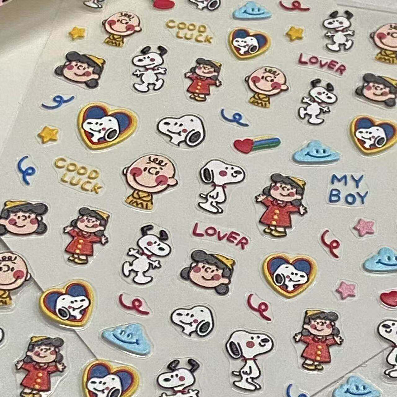 可爱史努比小狗透明浮雕美甲贴