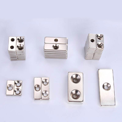 带孔磁铁片长方形磁性门吸强磁钕铁硼吸铁石强力磁铁沉头孔可对吸