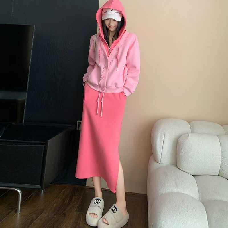 一整套ootd穿搭春装套装裙减龄高级感假两件连帽卫衣半身裙两件套