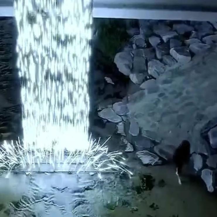 新款发光工程高亮泡智能流水灯带户外防水防冻灯串装饰LED