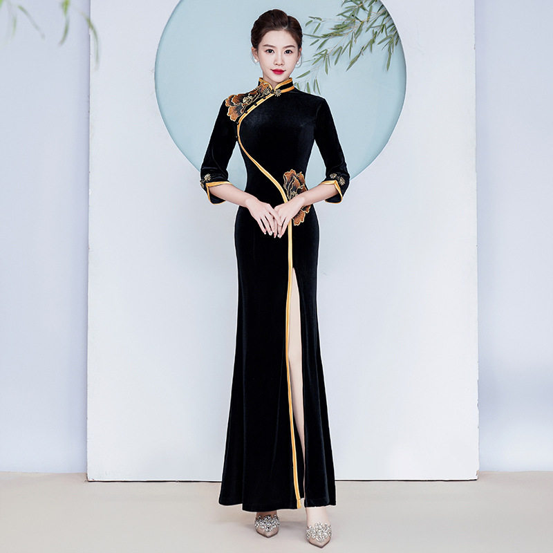 走秀旗袍牡丹鱼尾新款中袖丝绒花绘形体衣礼仪服单开叉连体长裙春