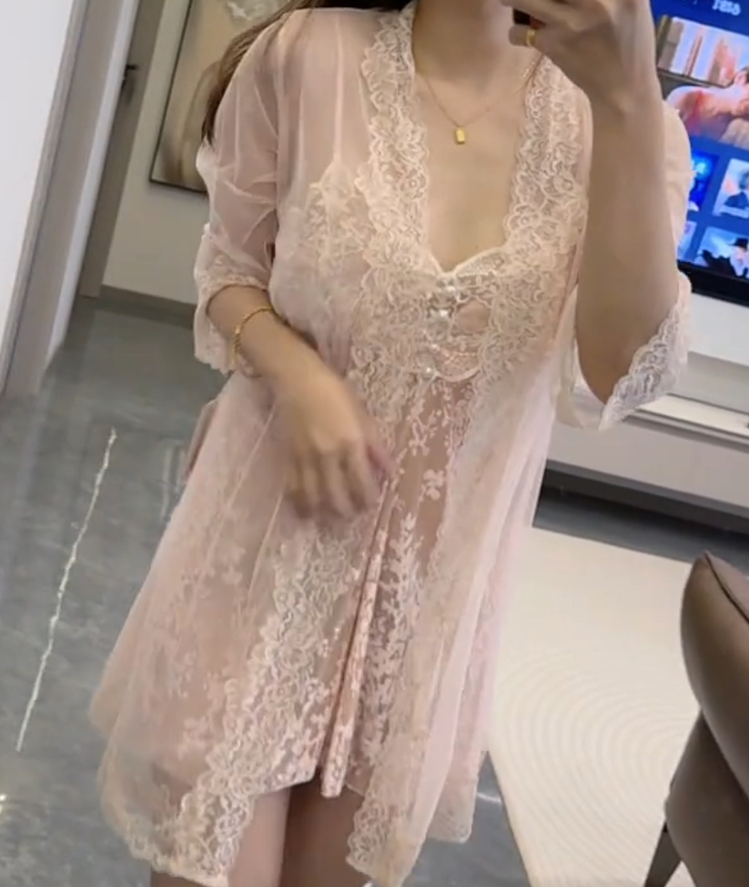 性感睡衣女款夏季冰丝薄款高级感蕾丝吊带睡裙家居服