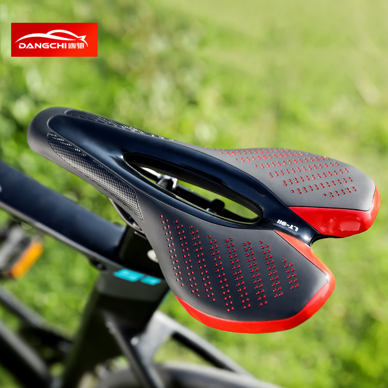 加厚硅胶自行车坐垫带灯公路山地单车超软减震防U水座垫骑行装备