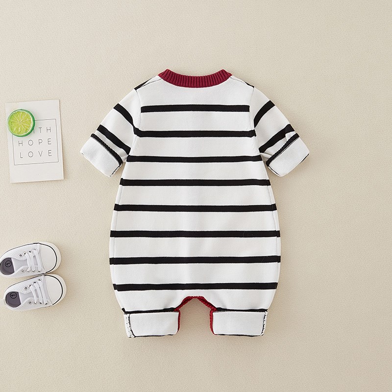 婴儿衣服秋冬连体毛衣男女宝宝可爱条纹针织爬服新款秋冬满月套装