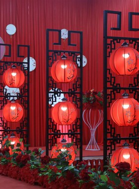 2021新款婚庆道具竹节中式宫灯路引汉唐婚礼仿古铁艺三个灯笼路引