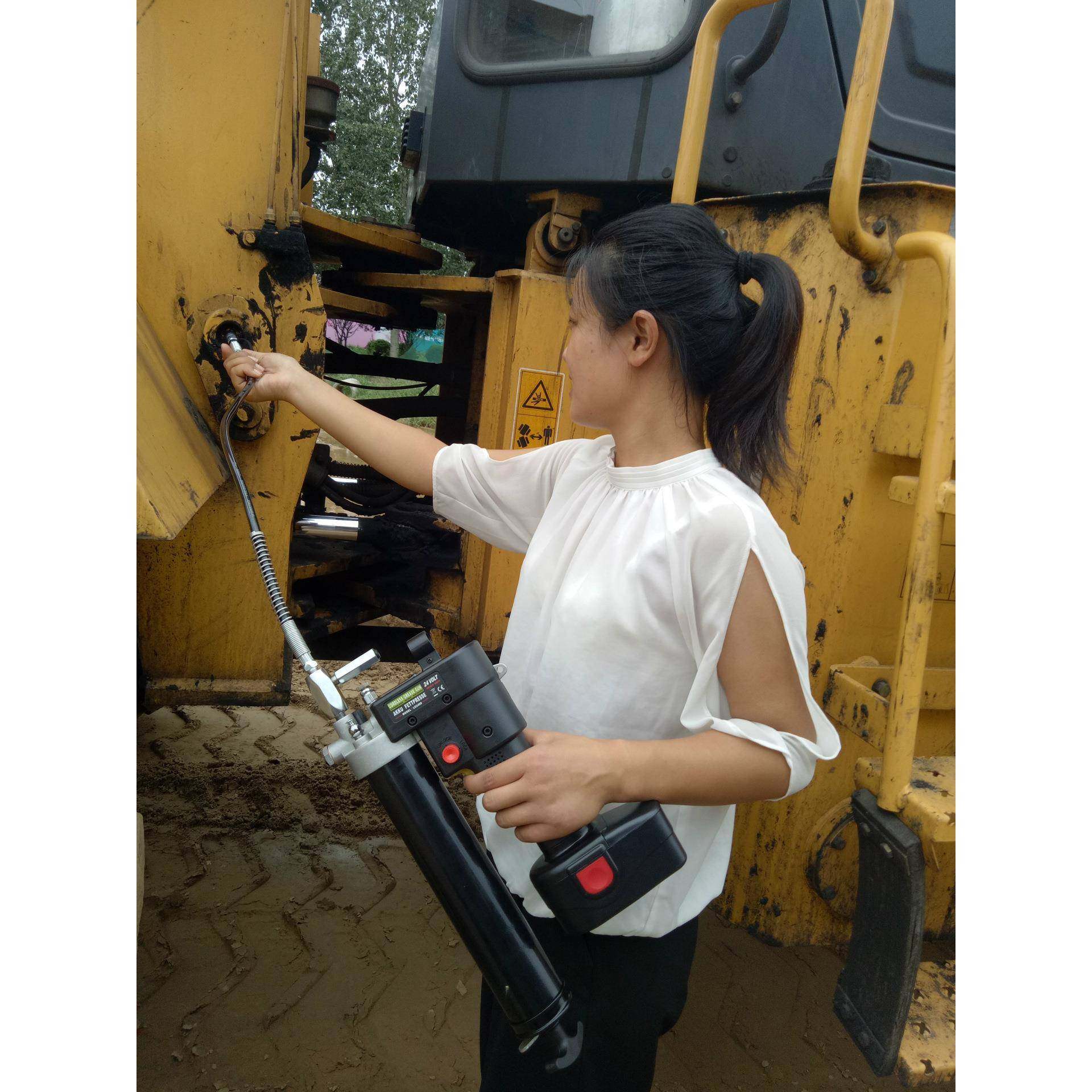 GRT适用东北等地毛毛虫油脂弹带电量显示电动黄油枪12v18v24v可选,基础建材,脚轮/万向轮,淘宝优惠券,粉丝福利购,淘宝优惠卷