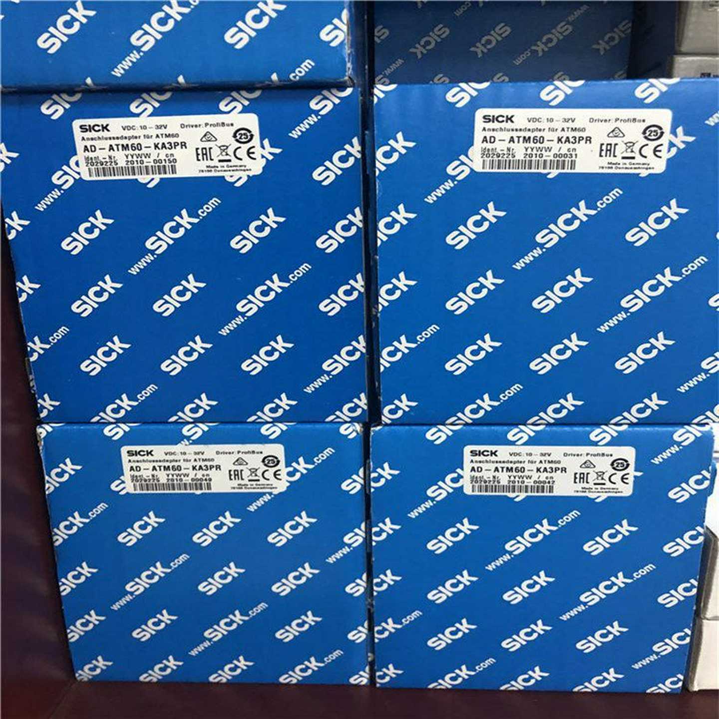 Z1066111WTB2S-2P3251进口施克Sick漫反射光电开关