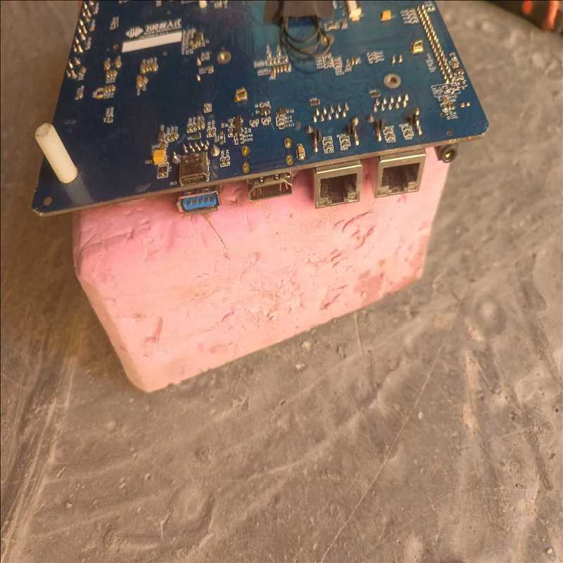 飞凌RK3568开发板嵌入式，就主板一片，没有其它配件!（耶耶电