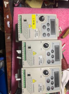 台达VFD002L21A变频器220v02kw二手拆机议价