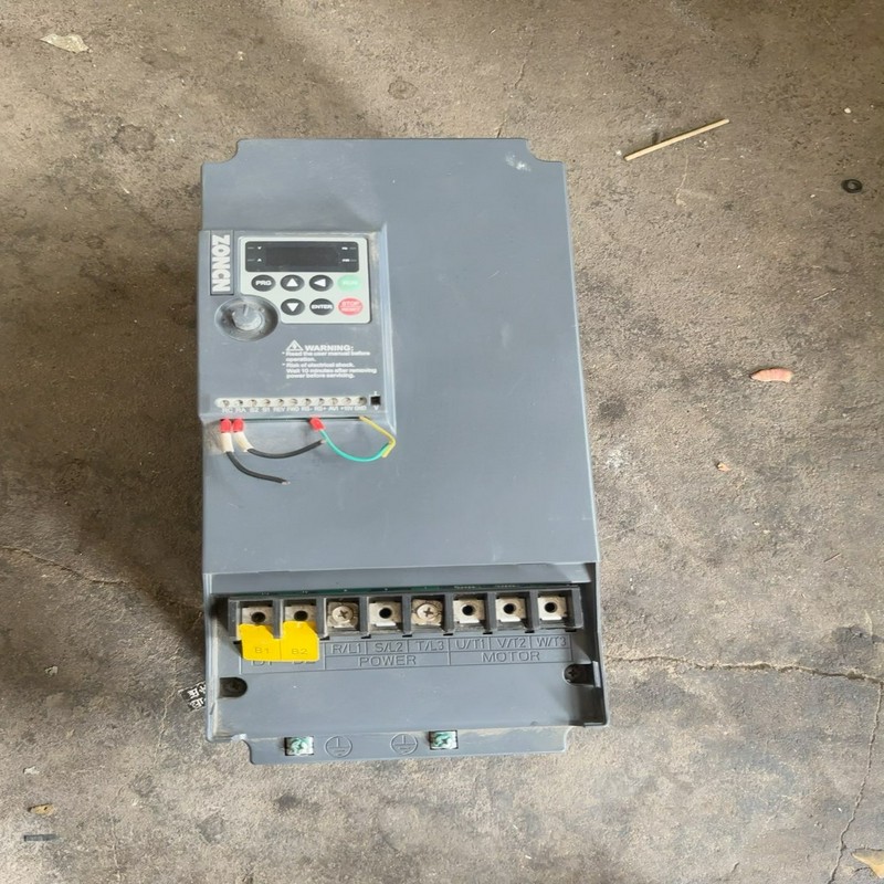 询价众辰变频器拆机一台22kw议价
