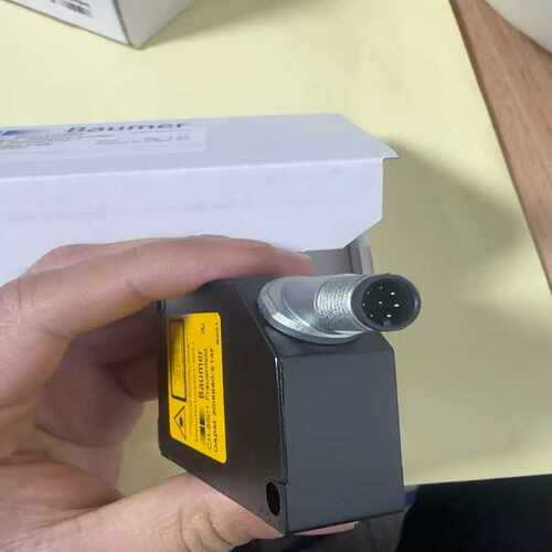 堡盟激光传感器OADM 20I6560/S14F~询价