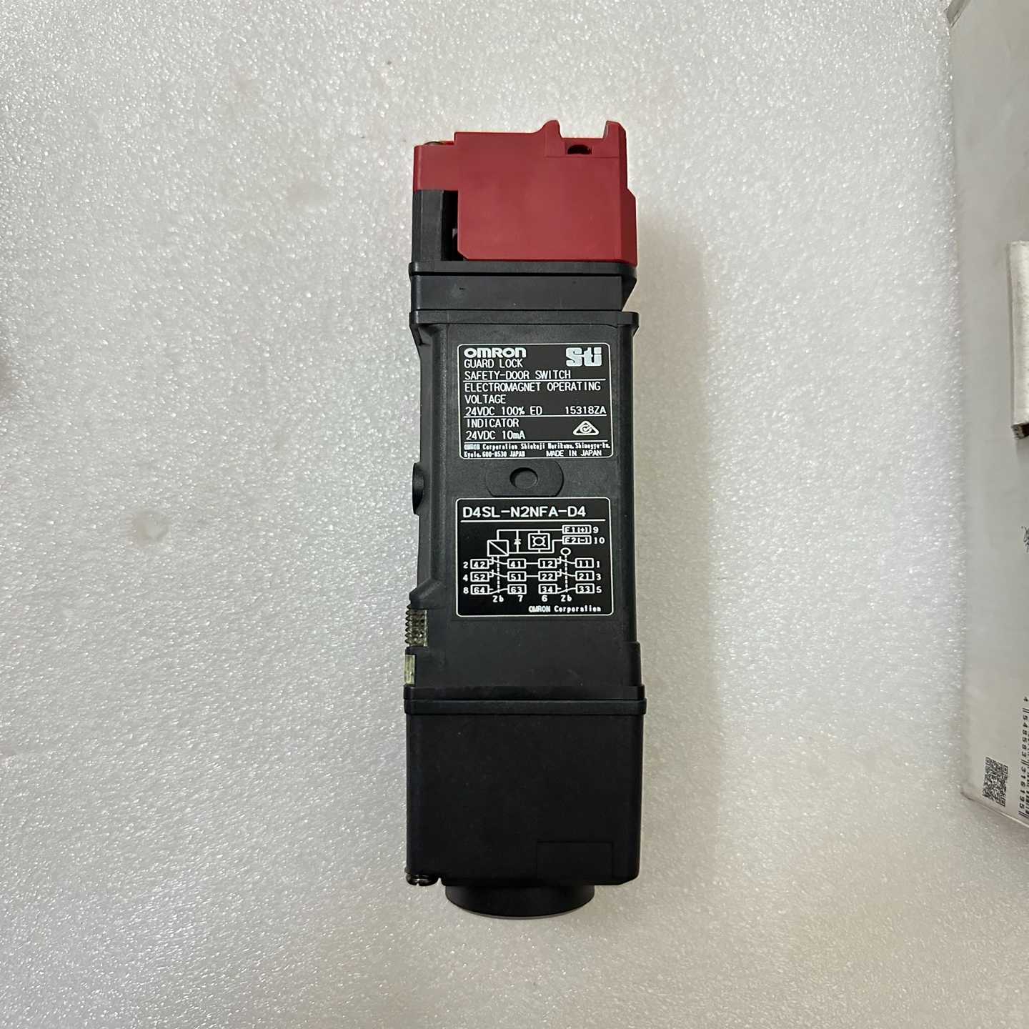 欧姆龙安全门锁D4SL-N2NFA-D4，全新原装，有现货，~议价