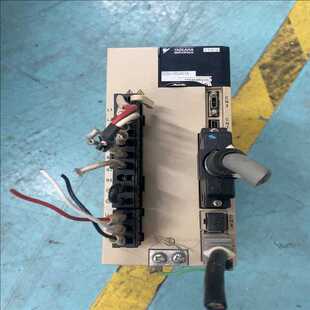 SGDV 安川5代伺服驱动器 5R5A01A0020 九成新 议