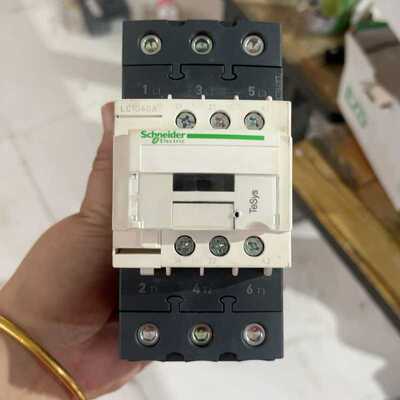 交流接触器LC1D40AM7C  2台~询价