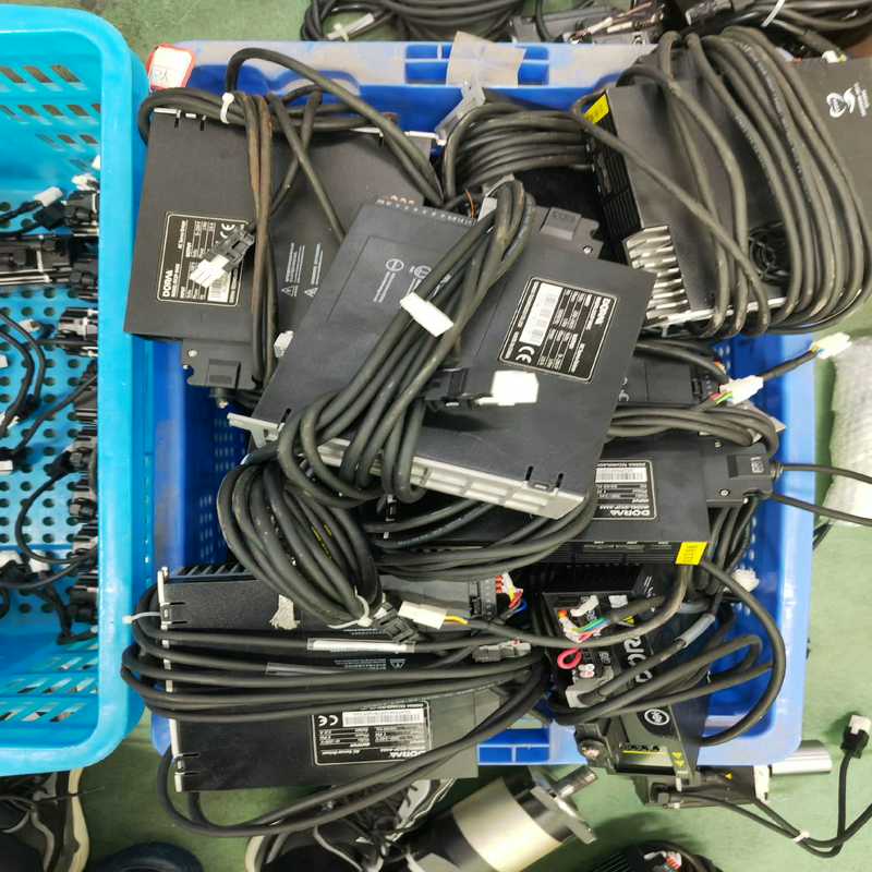 议价东菱400W伺服电机：驱动：DS2P-040AS，电机：DM