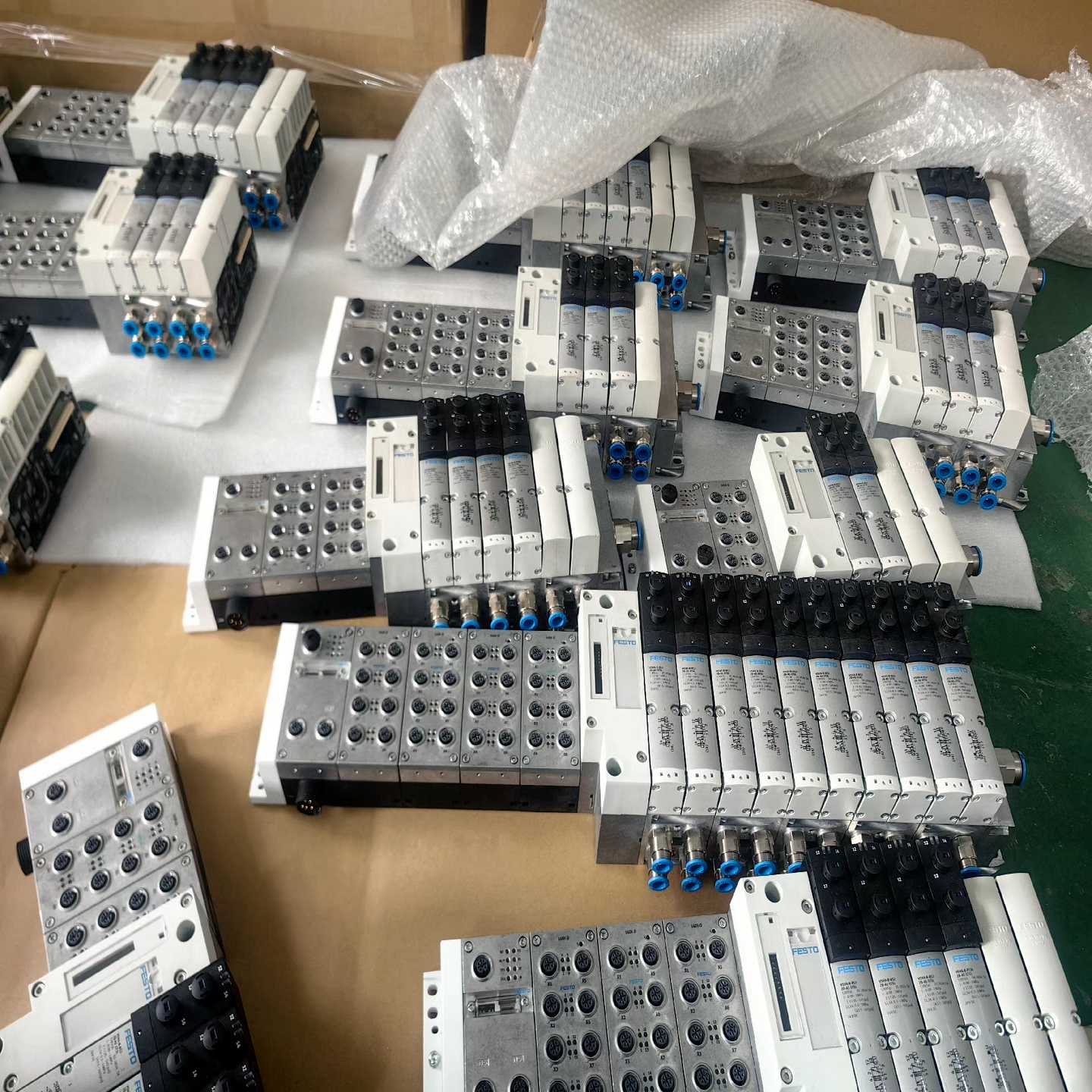 询价费斯托阀岛VTSA什么协议都有，配置你来定，价格我来定。