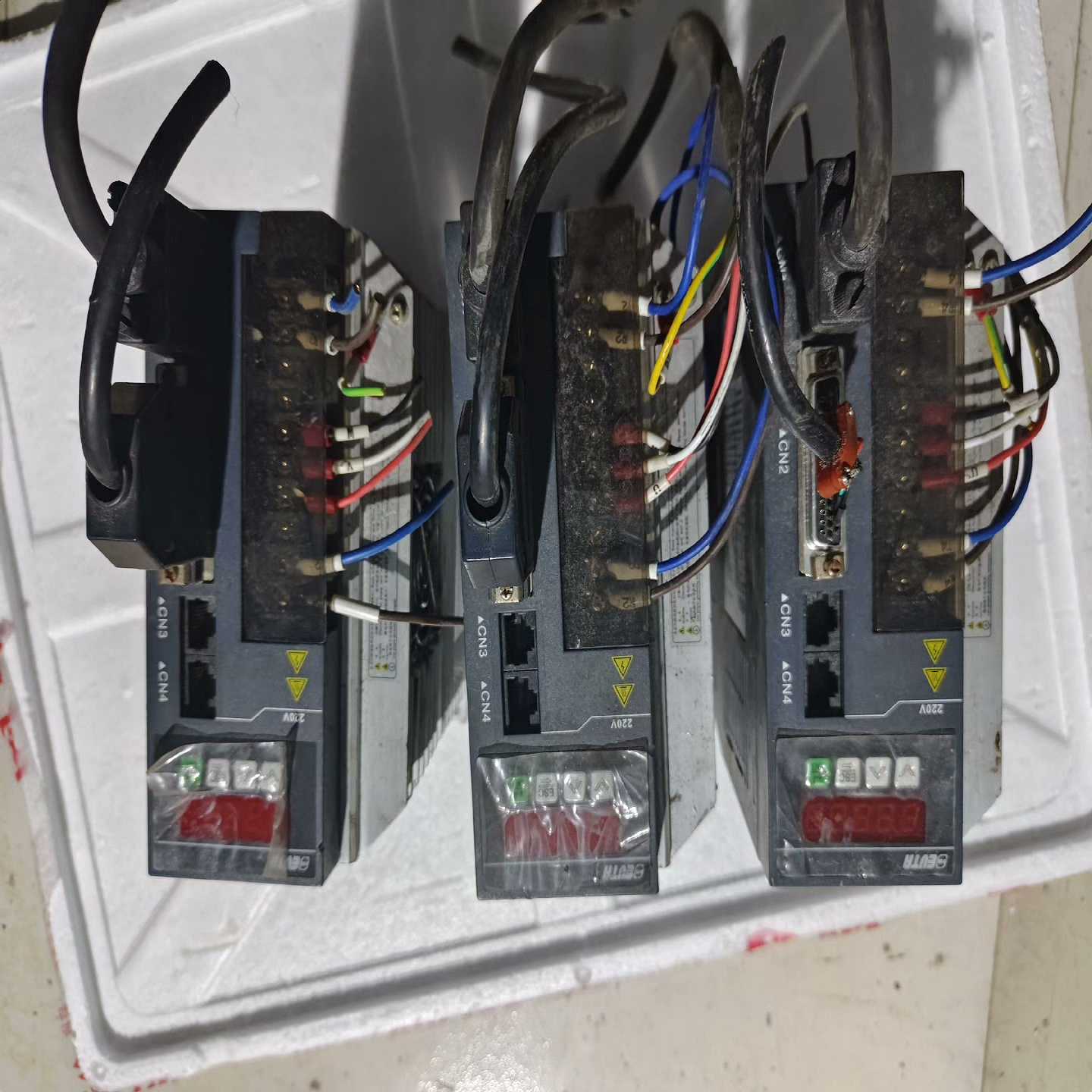 ID100 4R5 S 艾威图伺服驱动器3台议价~询价