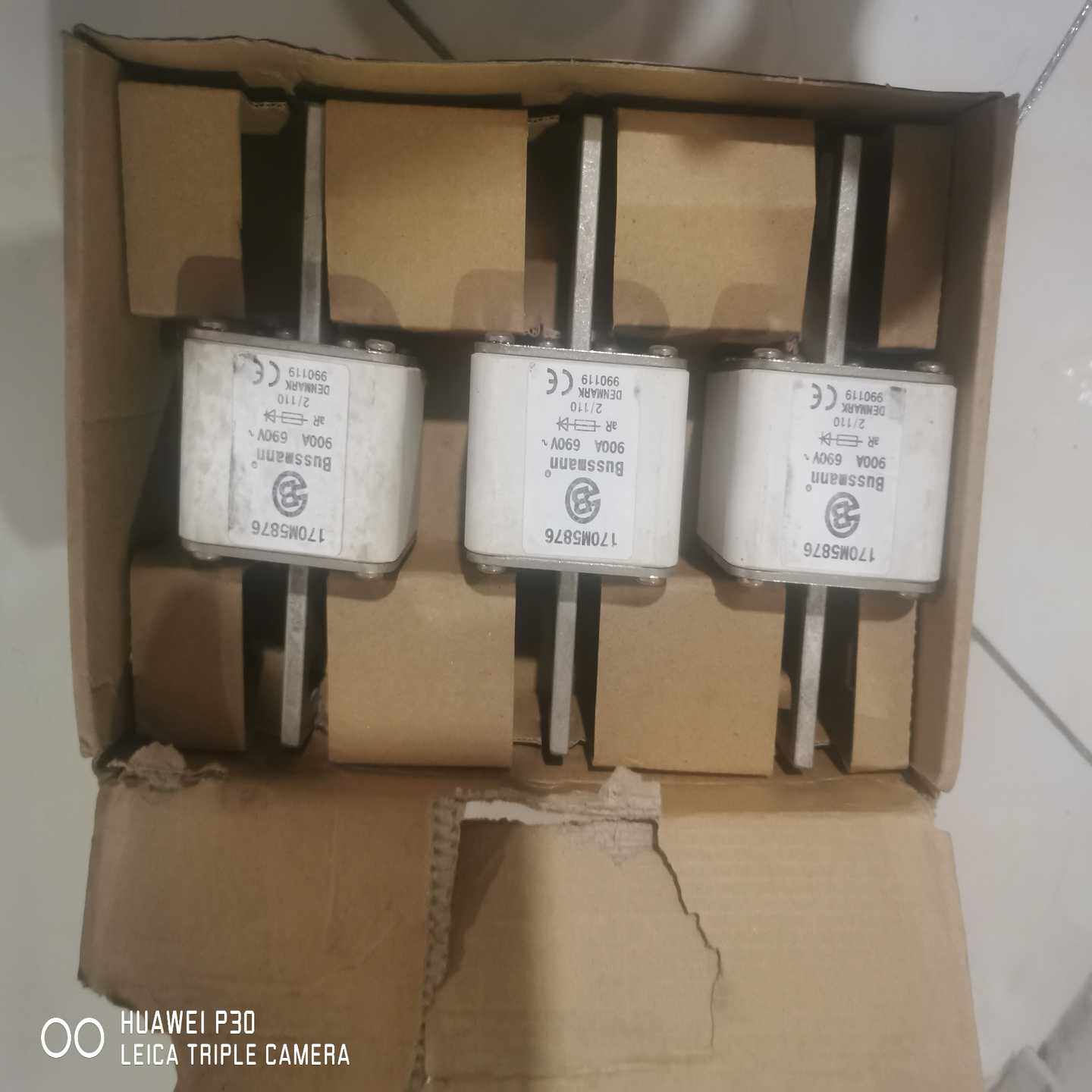 ABB熔断器170m5876。900A690V【卡奥电子】