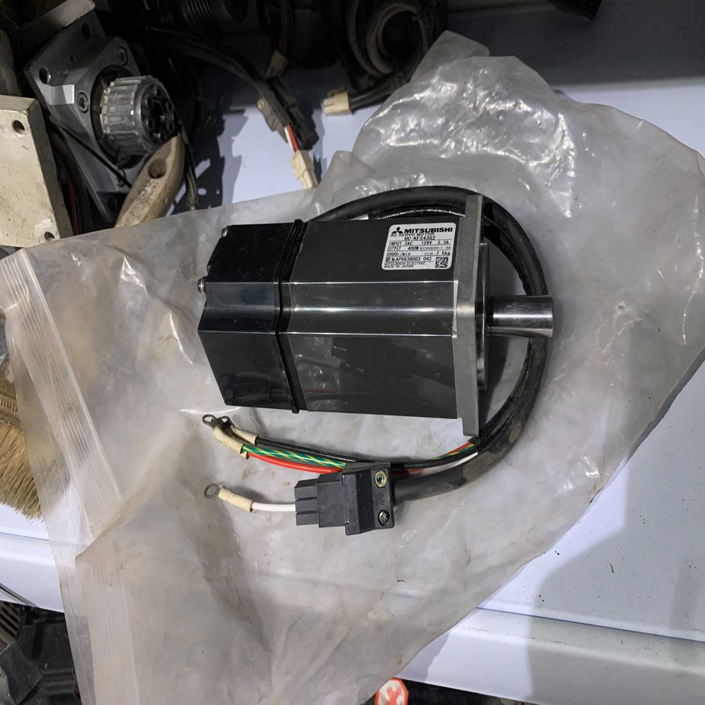 HC-KFS43G2库存伺服电机无外包装400询价