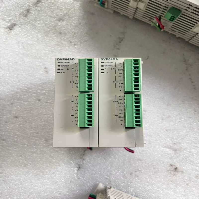 台达PLC扩展模块 DVP04AD-SL（耶耶电子）