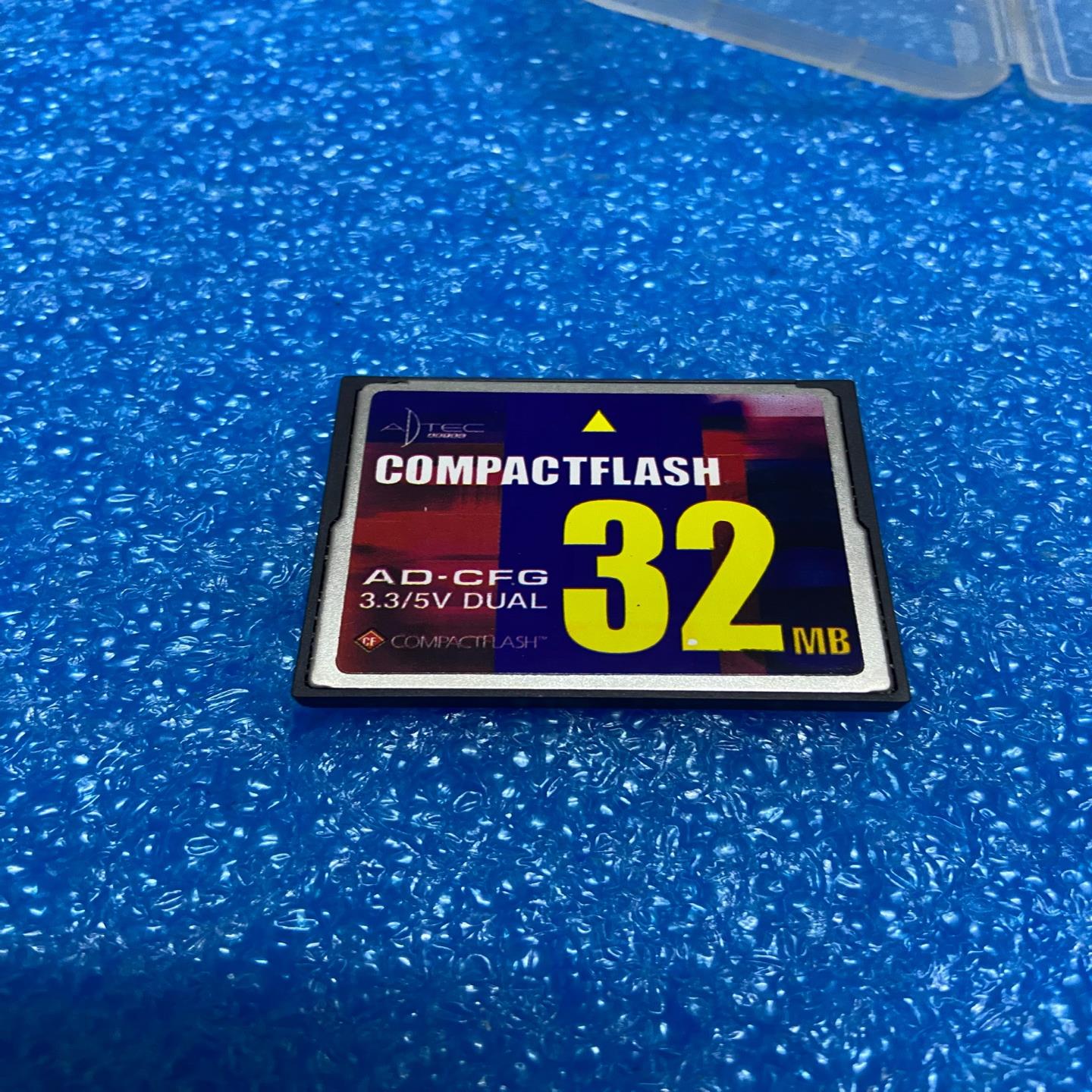 CPU内存卡 32MB  CF卡3.3/5V Dual，~询价