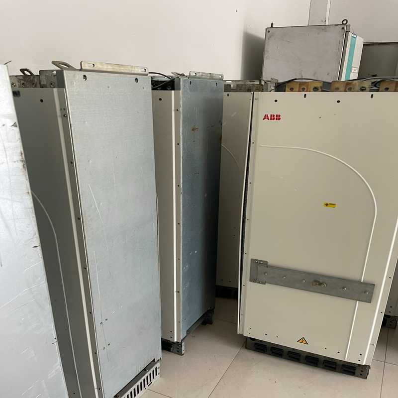 ACS800-04M-0400-3+P901成色好ABB变频~议价