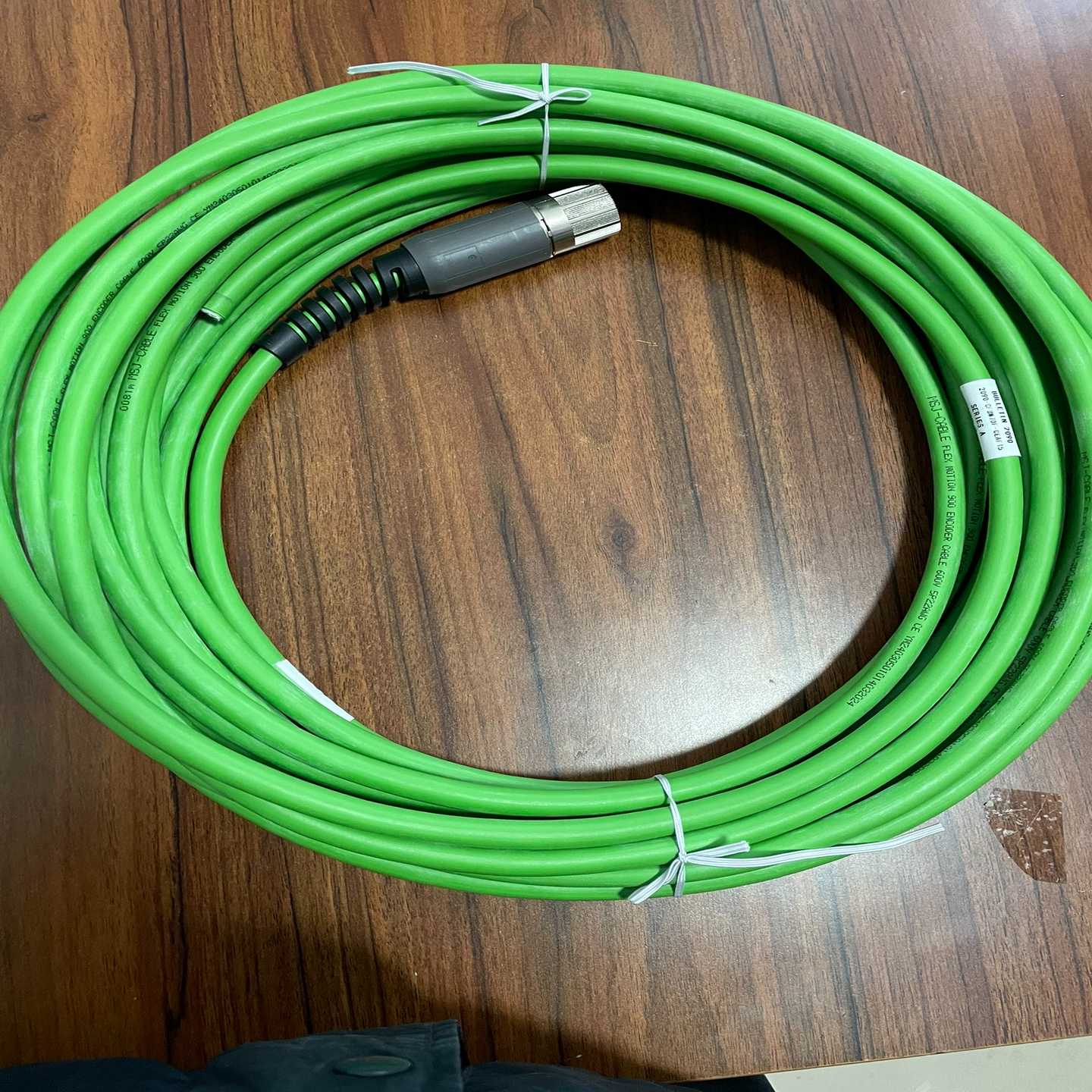 询价AB伺服驱动器2090-CFBM7DF-CEAF15伺服电机议价