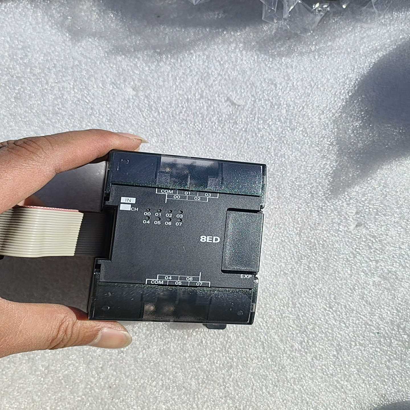 cp1w-8ed实物图片  功能（电子设备）