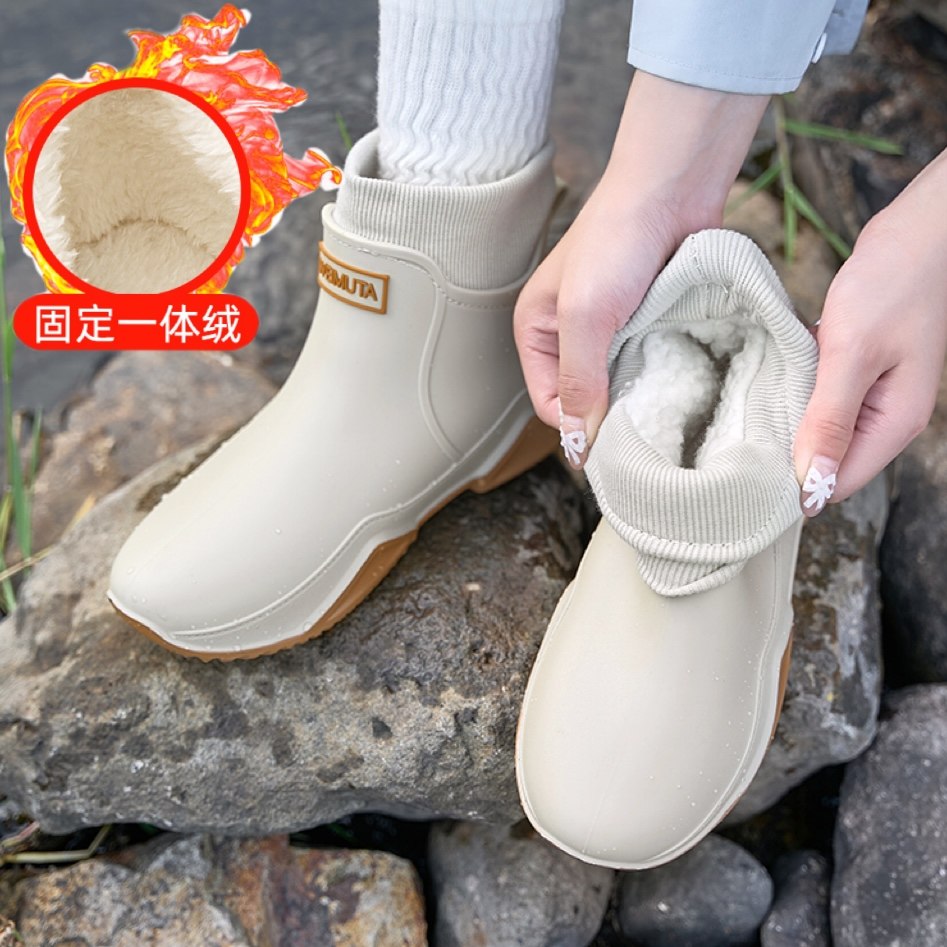 冬季新款一体加绒短筒雨靴女款加厚保暖雨鞋成人女士防水防滑水鞋