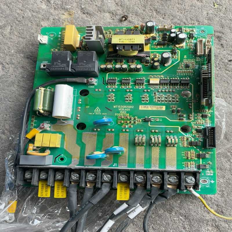 汇川mt113gb2qd4.fp75r12kt4-b15。功（夫美商行）