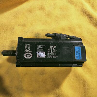 安川 SGMMS-04ADC6S 400W电机 实物拍摄 成~询价
