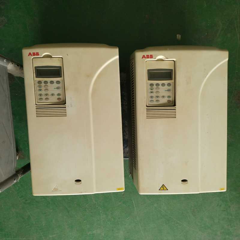 【议价】ABB变频器ACS800-01-0040-3+D150+P9