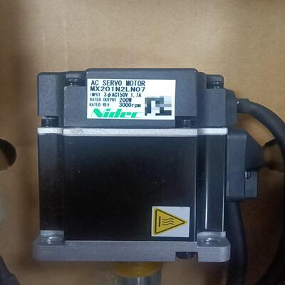 三协服驱动器200     M201207全新带~询价