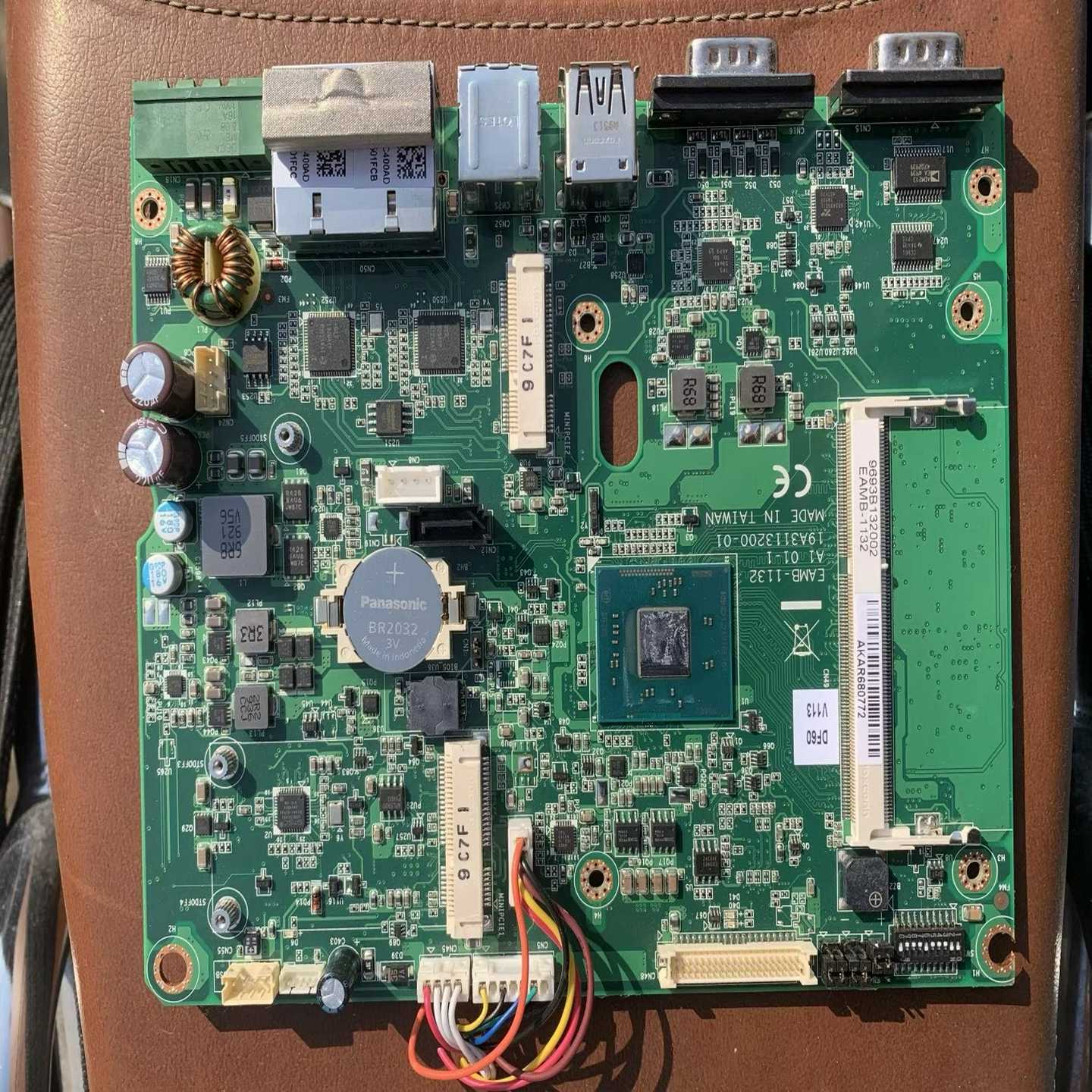 研华 EAMB-1132 工控一体机主板19A311~询价